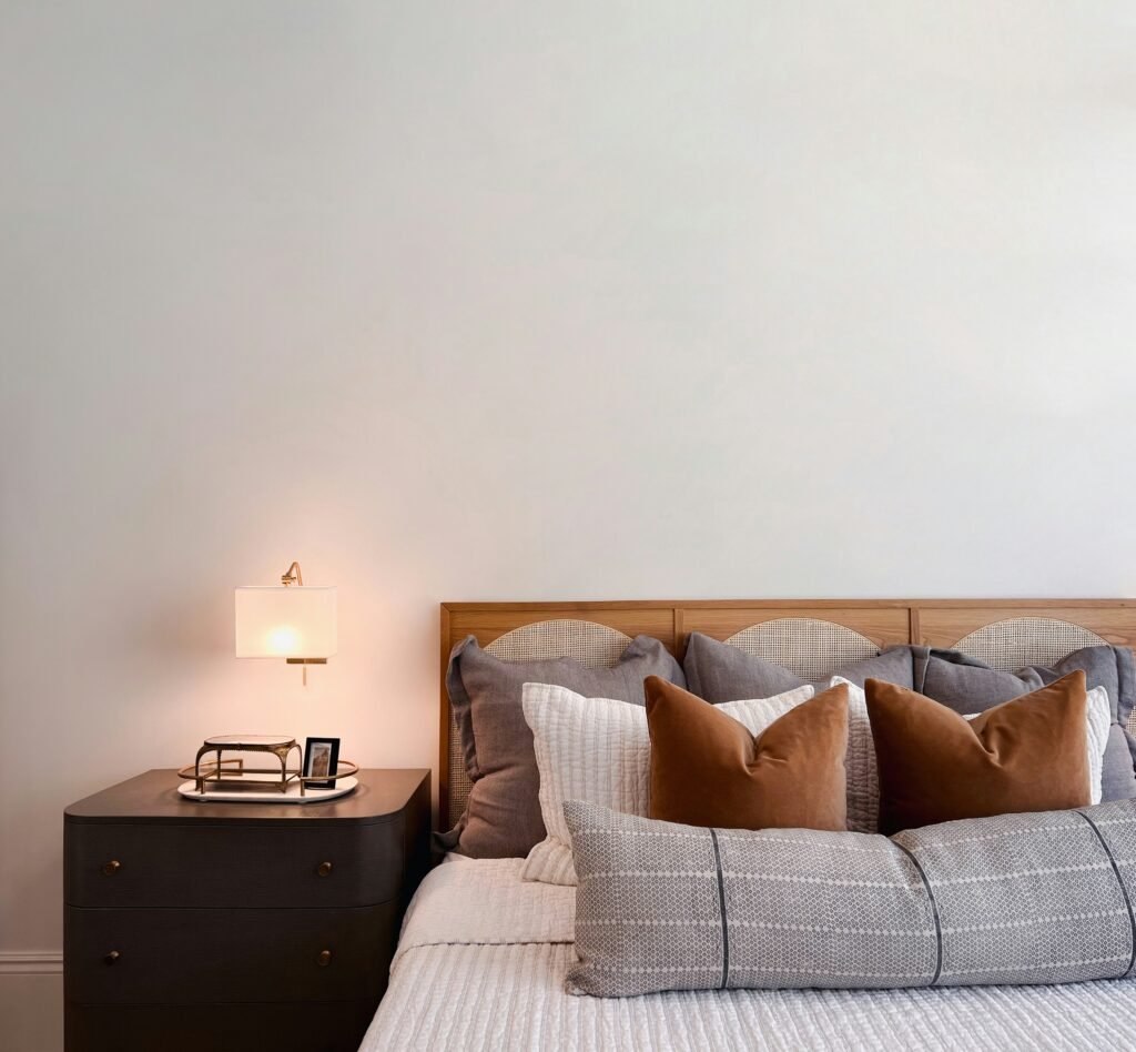 Bedroom Tables Deals