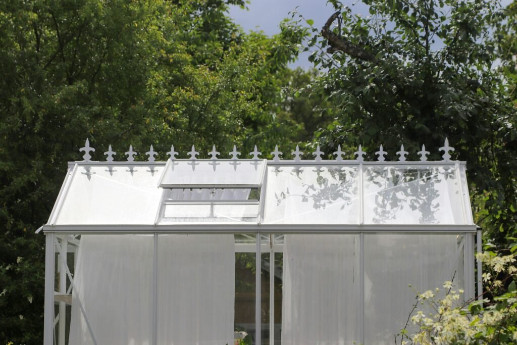 Durable outdoor hardtop canopy