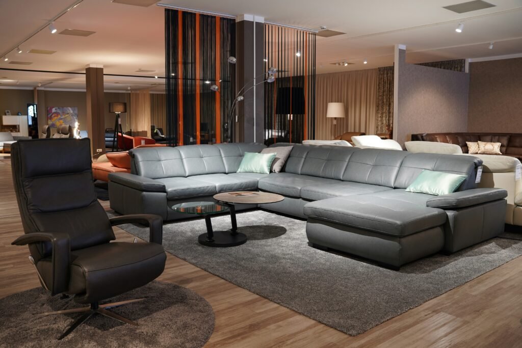 U-shaped modular sectional sofa